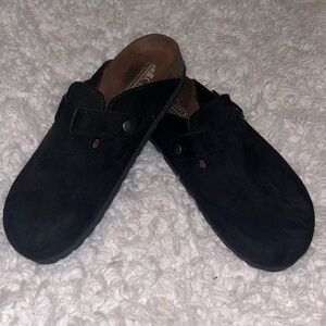Cliffs by White Mountain Suede Slip On Buckled Clogs 6.5